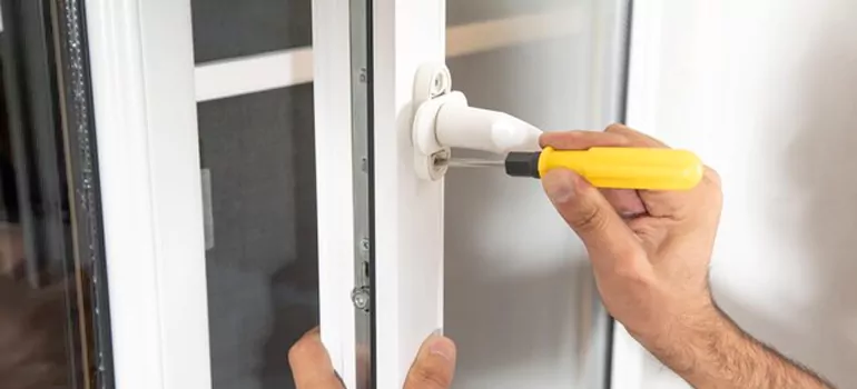 Casement Window Handle Replacement in South Miami Heights, FL