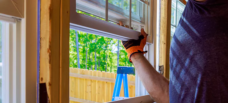 >Bay Window Curtain Rail Track in South Miami Heights, FL